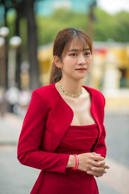 TikTok Icons: Revealing the Top TikTokers with OnlyFans Accounts! 3 How to Navigate the Controversy Surrounding TikTokers on OnlyFans