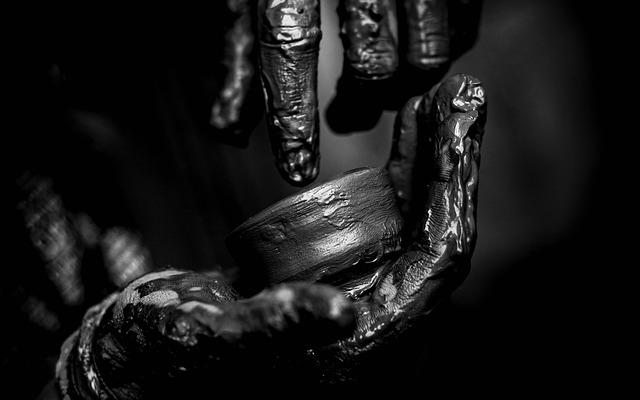 Personalized Interactions and ‍Behind-the-Scenes Access